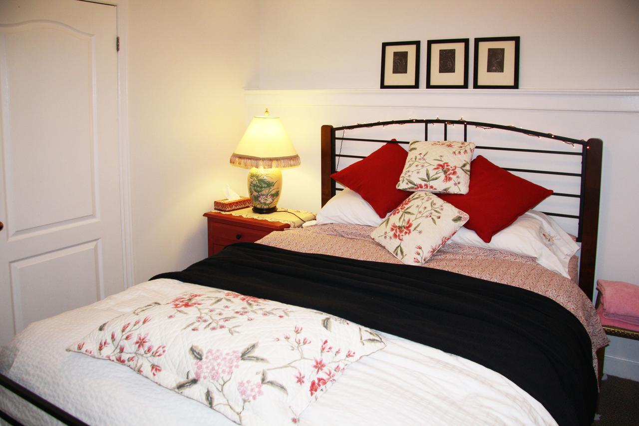 2 Moon Cottage Niagara-on-the-Lake Εξωτερικό φωτογραφία